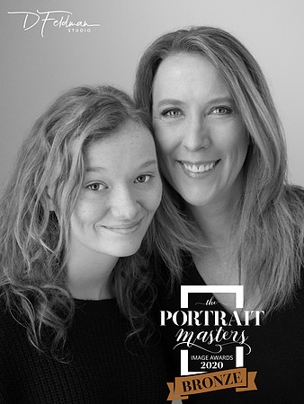 P1210271_NaylonBevHailey_2019-01-21_BW_A4_TPM_Bronze